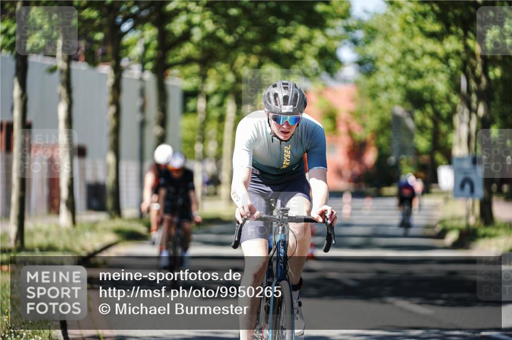 09.08.2026 - GEWOBA Citytriathlon Bremen Michael Burmester http://msf.ph/oto/9950265 09.08.2026 13:06:09 Radfahren 540, 547, 619, 765, 913, 969 meine-sportfotos.de