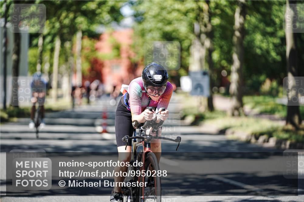 09.08.2026 - GEWOBA Citytriathlon Bremen Michael Burmester http://msf.ph/oto/9950288 09.08.2026 13:06:33 Radfahren 544, 624, 644, 645, 647, 677, 683, 685, 811, 824, 882, 927, 987 meine-sportfotos.de