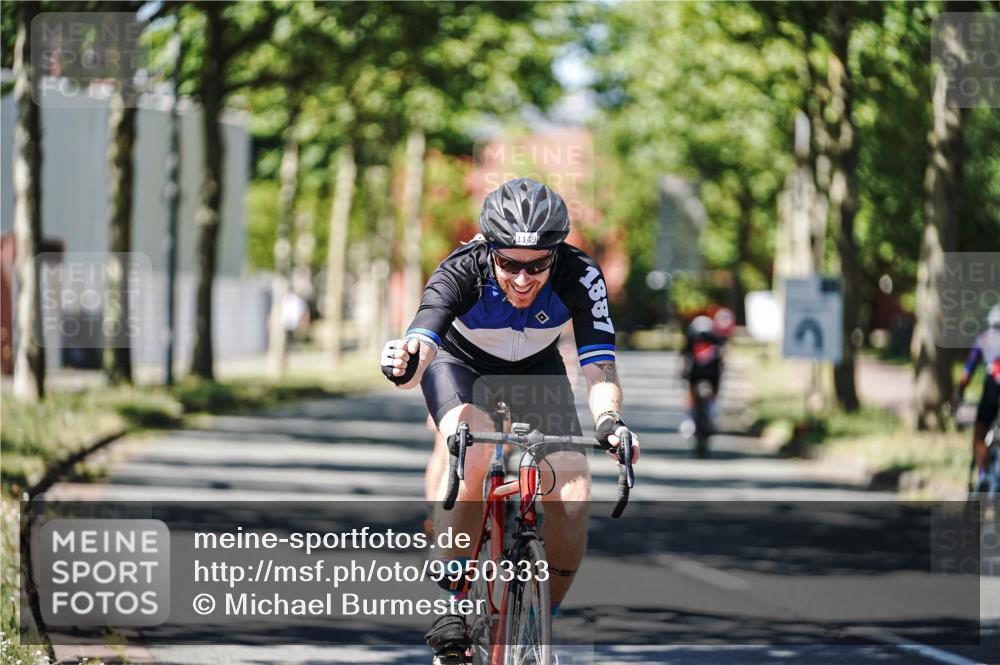09.08.2026 - GEWOBA Citytriathlon Bremen Michael Burmester http://msf.ph/oto/9950333 09.08.2026 13:07:29 Radfahren 959, 1149, 1158 meine-sportfotos.de