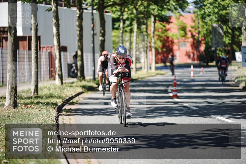 09.08.2026 - GEWOBA Citytriathlon Bremen Michael Burmester http://msf.ph/oto/9950339 09.08.2026 13:07:49 Radfahren 590, 648, 875, 932 meine-sportfotos.de