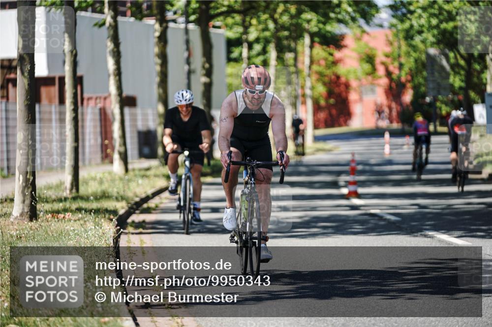 09.08.2026 - GEWOBA Citytriathlon Bremen Michael Burmester http://msf.ph/oto/9950343 09.08.2026 13:07:51 Radfahren 590, 648, 932 meine-sportfotos.de