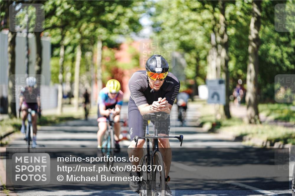 09.08.2026 - GEWOBA Citytriathlon Bremen Michael Burmester http://msf.ph/oto/9950370 09.08.2026 13:08:32 Radfahren 730, 756, 820, 879, 904, 1016, 1137 meine-sportfotos.de