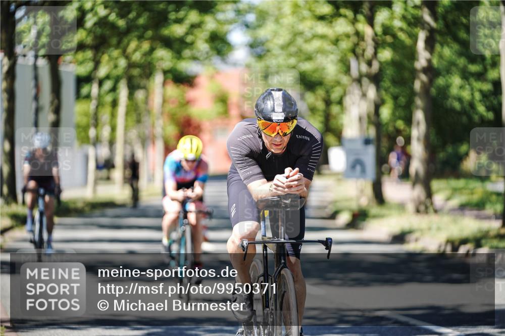 09.08.2026 - GEWOBA Citytriathlon Bremen Michael Burmester http://msf.ph/oto/9950371 09.08.2026 13:08:32 Radfahren 730, 756, 820, 879, 904, 1016, 1137 meine-sportfotos.de