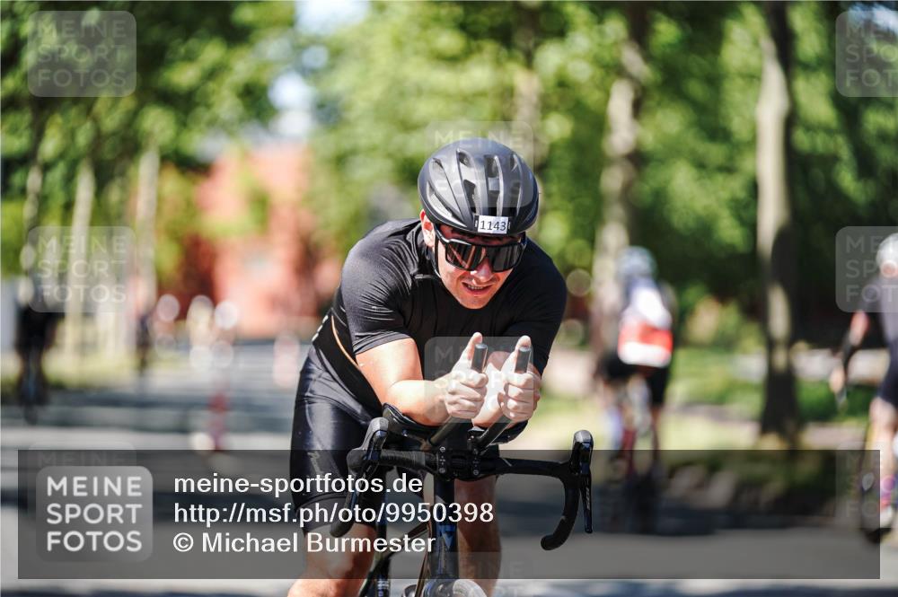 09.08.2026 - GEWOBA Citytriathlon Bremen Michael Burmester http://msf.ph/oto/9950398 09.08.2026 13:09:11 Radfahren 589, 724, 795, 899, 1133, 1143 meine-sportfotos.de