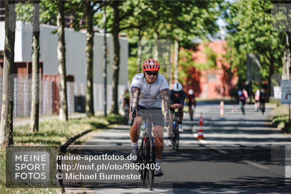 09.08.2026 - GEWOBA Citytriathlon Bremen Michael Burmester http://msf.ph/oto/9950405 09.08.2026 13:09:19 Radfahren 724, 795, 826, 1103, 1114, 1143 meine-sportfotos.de