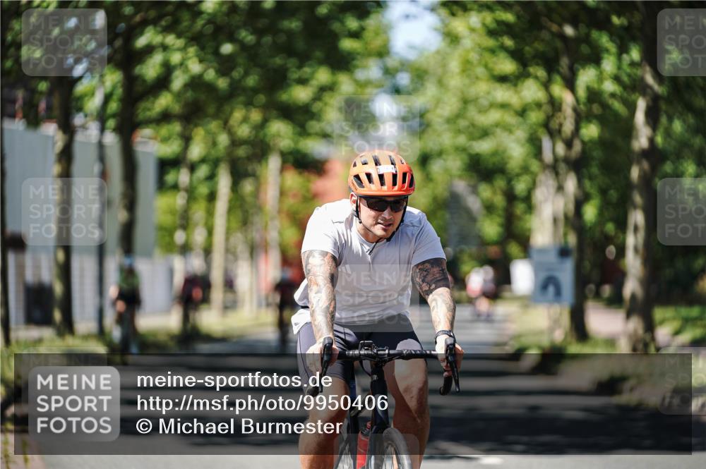 09.08.2026 - GEWOBA Citytriathlon Bremen Michael Burmester http://msf.ph/oto/9950406 09.08.2026 13:09:19 Radfahren 724, 795, 826, 1103, 1114, 1143 meine-sportfotos.de