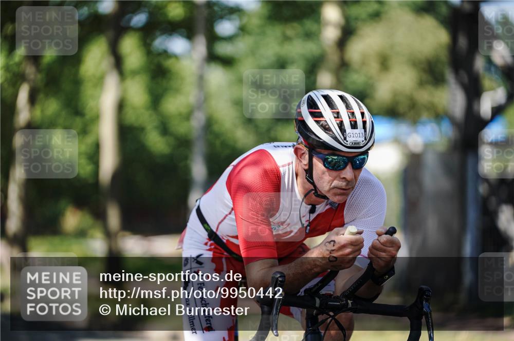 09.08.2026 - GEWOBA Citytriathlon Bremen Michael Burmester http://msf.ph/oto/9950442 09.08.2026 13:09:52 Radfahren 739, 799, 822, 880, 914, 947, 963, 1009, 1013, 1129, 1141 meine-sportfotos.de