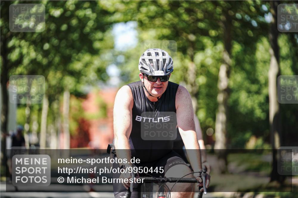 09.08.2026 - GEWOBA Citytriathlon Bremen Michael Burmester http://msf.ph/oto/9950445 09.08.2026 13:09:54 Radfahren 739, 799, 822, 880, 914, 947, 963, 1009, 1013, 1129, 1141 meine-sportfotos.de