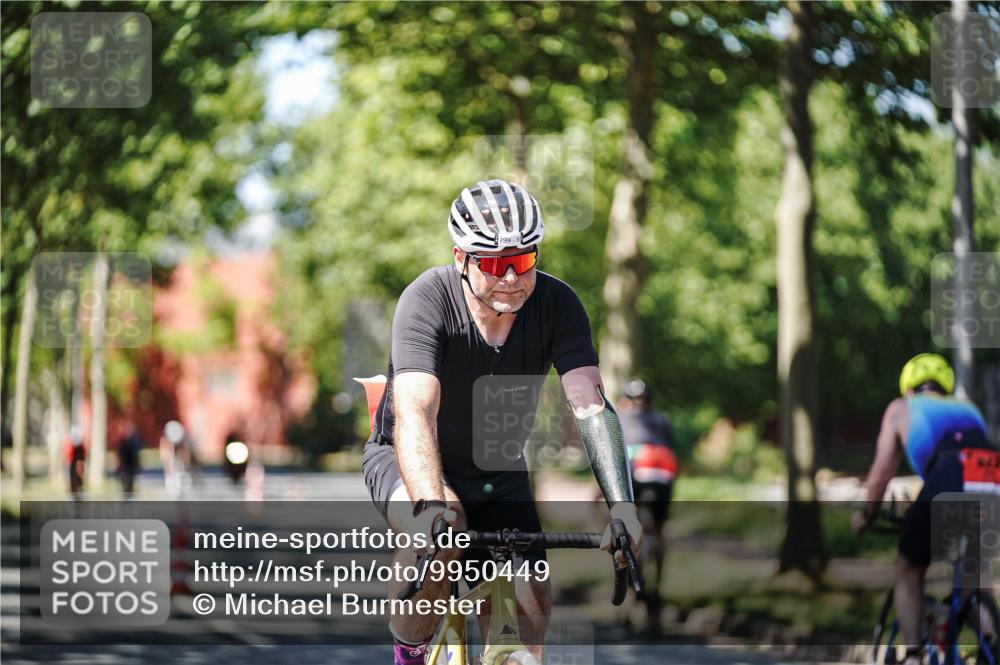 09.08.2026 - GEWOBA Citytriathlon Bremen Michael Burmester http://msf.ph/oto/9950449 09.08.2026 13:09:58 Radfahren 739, 778, 799, 822, 880, 947, 1009, 1013 meine-sportfotos.de