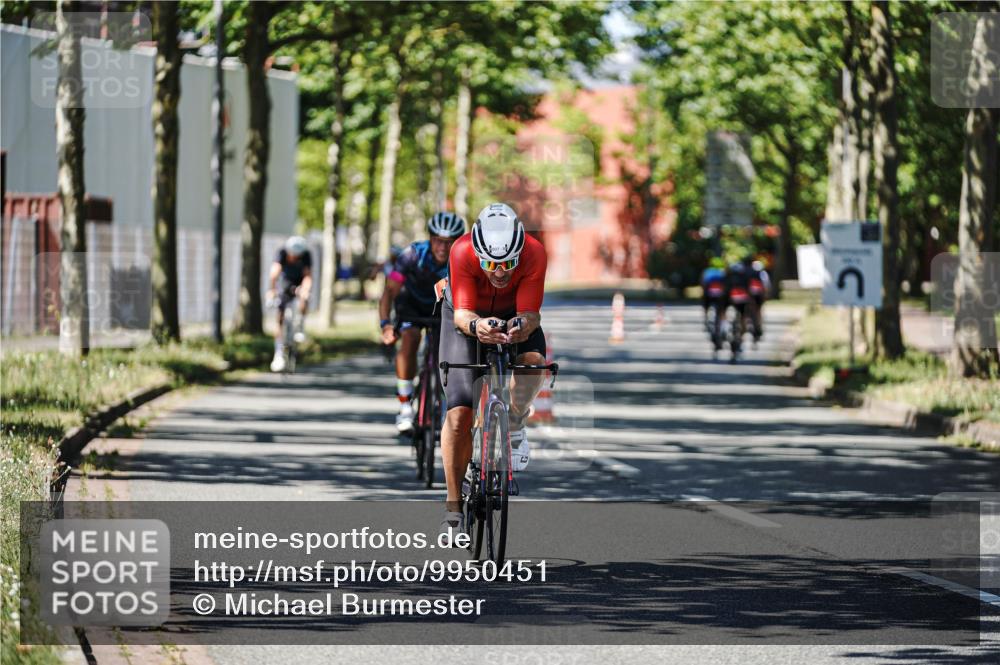 09.08.2026 - GEWOBA Citytriathlon Bremen Michael Burmester http://msf.ph/oto/9950451 09.08.2026 13:10:03 Radfahren 545, 739, 778, 799, 807, 822, 880, 1130 meine-sportfotos.de
