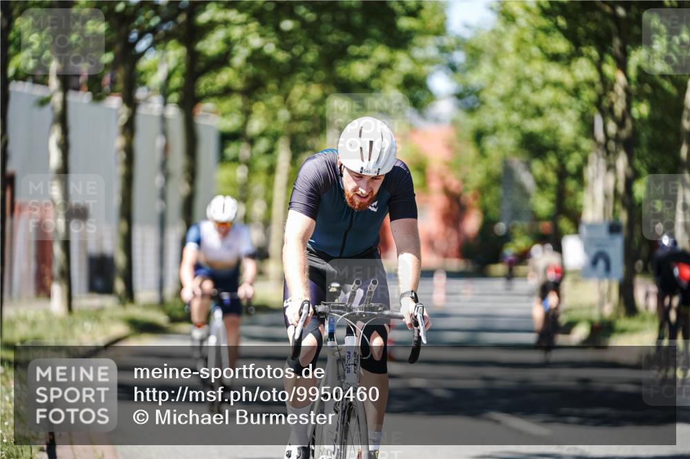 09.08.2026 - GEWOBA Citytriathlon Bremen Michael Burmester http://msf.ph/oto/9950460 09.08.2026 13:10:07 Radfahren 545, 739, 778, 799, 807, 880, 1130 meine-sportfotos.de