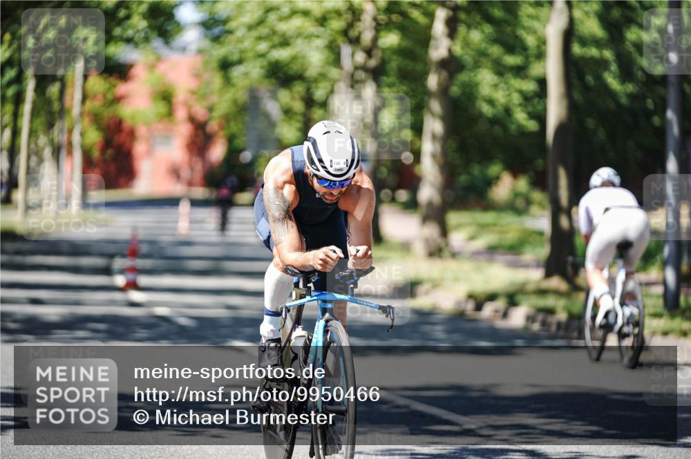 09.08.2026 - GEWOBA Citytriathlon Bremen Michael Burmester http://msf.ph/oto/9950466 09.08.2026 13:10:23 Radfahren 748, 807 meine-sportfotos.de