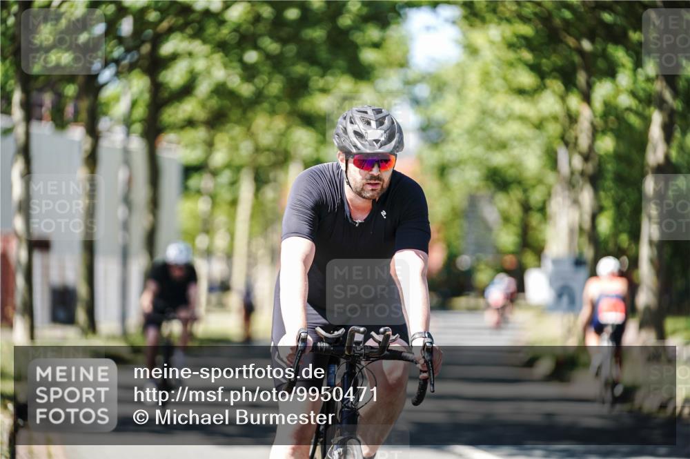 09.08.2026 - GEWOBA Citytriathlon Bremen Michael Burmester http://msf.ph/oto/9950471 09.08.2026 13:10:43 Radfahren 598, 716, 717, 823, 967 meine-sportfotos.de