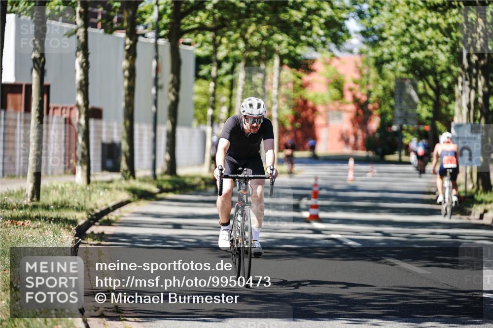 09.08.2026 - GEWOBA Citytriathlon Bremen Michael Burmester http://msf.ph/oto/9950473 09.08.2026 13:10:44 Radfahren 598, 716, 717, 823, 967 meine-sportfotos.de