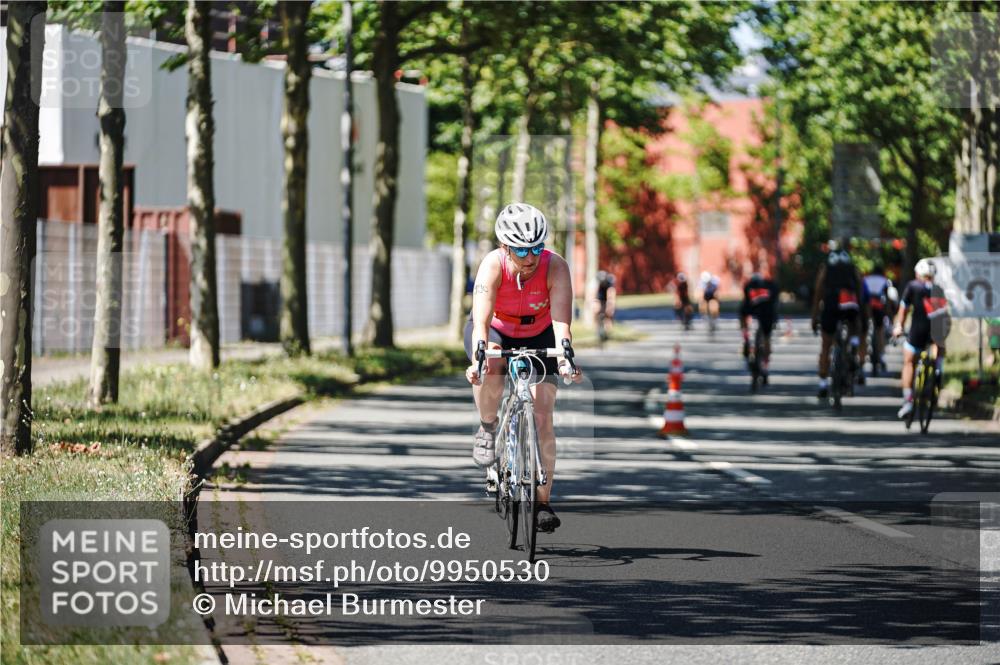 09.08.2026 - GEWOBA Citytriathlon Bremen Michael Burmester http://msf.ph/oto/9950530 09.08.2026 13:11:38 Radfahren 582, 606, 609, 611, 655, 726, 790, 869, 901, 990 meine-sportfotos.de