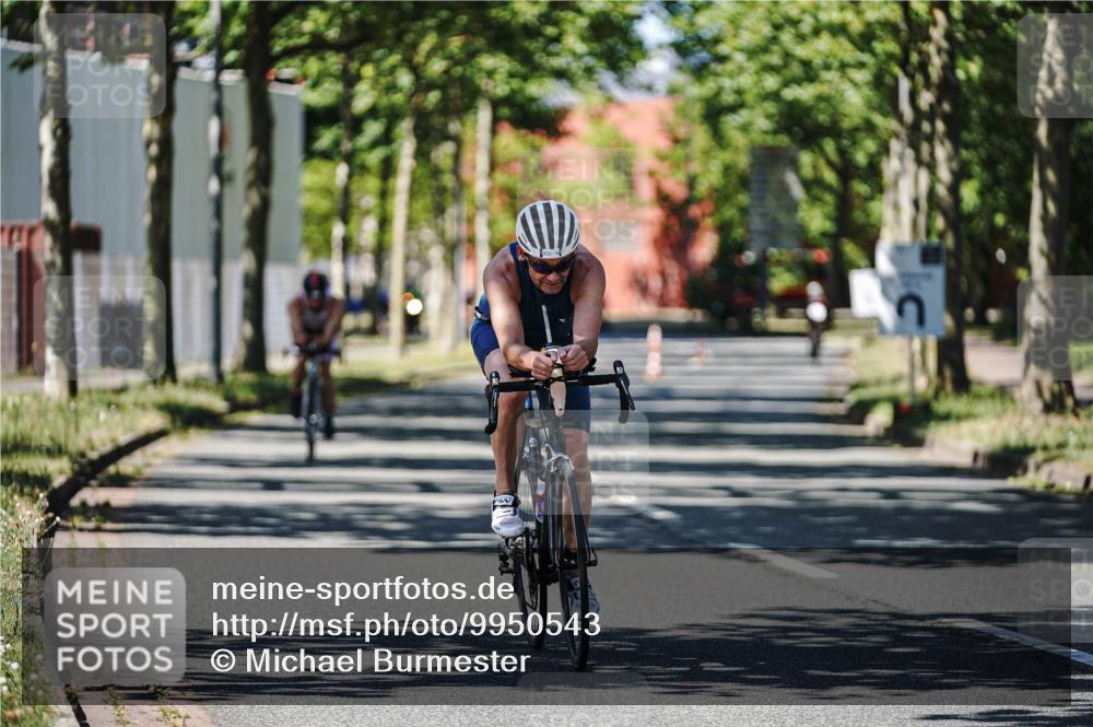 09.08.2026 - GEWOBA Citytriathlon Bremen Michael Burmester http://msf.ph/oto/9950543 09.08.2026 13:11:56 Radfahren 609, 726, 783, 848, 855, 867, 990, 1119 meine-sportfotos.de