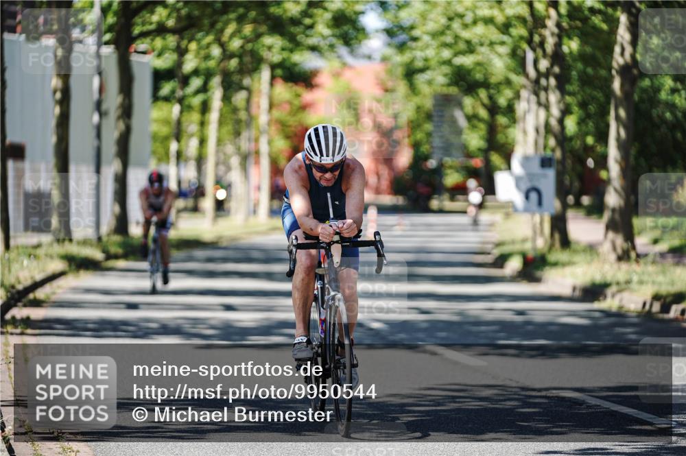 09.08.2026 - GEWOBA Citytriathlon Bremen Michael Burmester http://msf.ph/oto/9950544 09.08.2026 13:11:56 Radfahren 609, 726, 783, 848, 855, 867, 990, 1119 meine-sportfotos.de