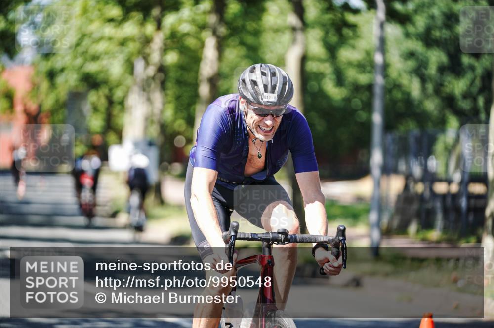 09.08.2026 - GEWOBA Citytriathlon Bremen Michael Burmester http://msf.ph/oto/9950548 09.08.2026 13:12:09 Radfahren 781, 783, 812, 848 meine-sportfotos.de