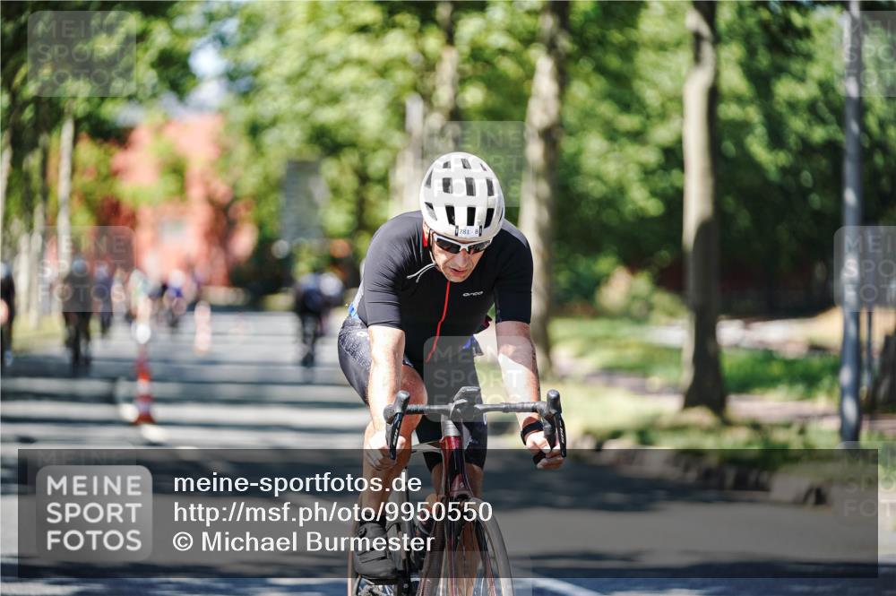 09.08.2026 - GEWOBA Citytriathlon Bremen Michael Burmester http://msf.ph/oto/9950550 09.08.2026 13:12:15 Radfahren 636, 638, 745, 758, 781, 812, 848, 935, 1015 meine-sportfotos.de