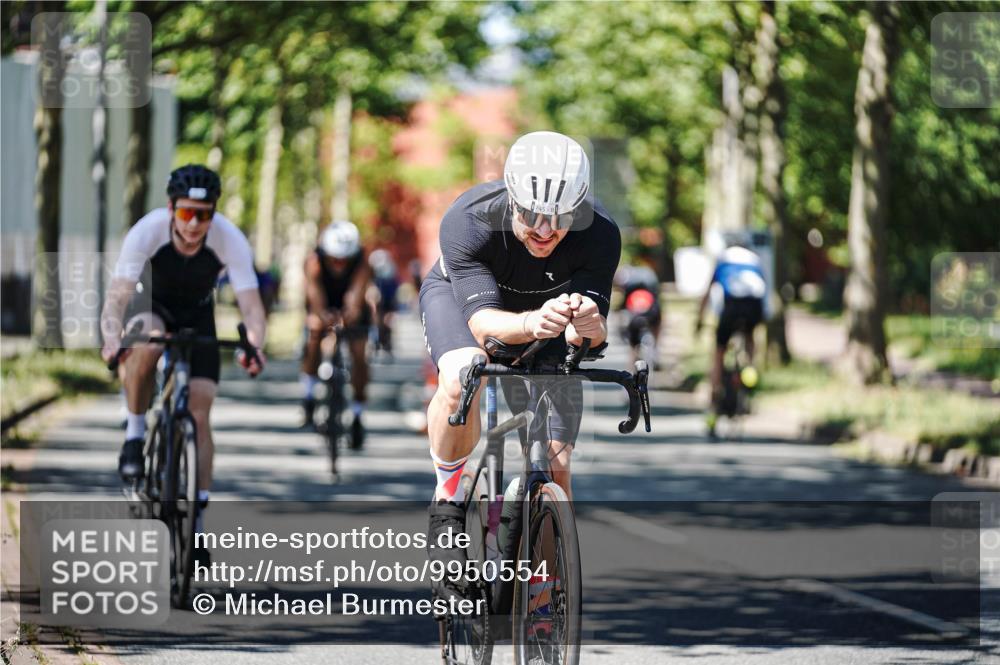 09.08.2026 - GEWOBA Citytriathlon Bremen Michael Burmester http://msf.ph/oto/9950554 09.08.2026 13:12:18 Radfahren 636, 638, 745, 758, 781, 812, 861, 864, 909, 935, 981, 1015, 1019 meine-sportfotos.de