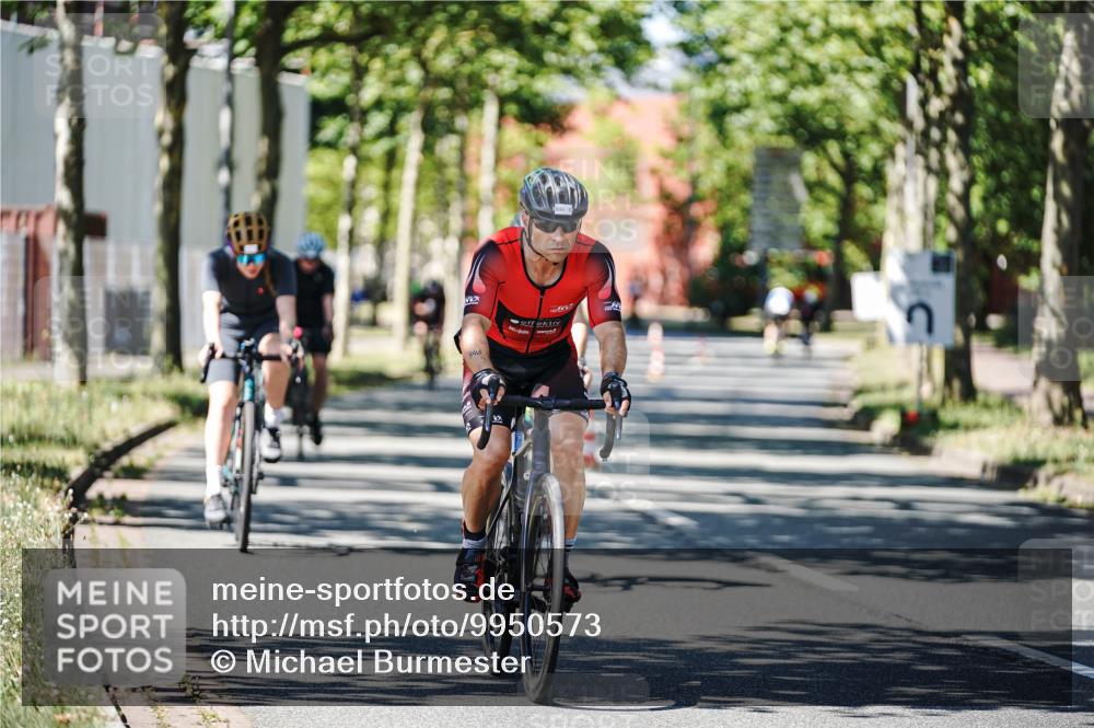 09.08.2026 - GEWOBA Citytriathlon Bremen Michael Burmester http://msf.ph/oto/9950573 09.08.2026 13:12:26 Radfahren 552, 636, 638, 744, 745, 758, 781, 816, 846, 861, 864, 895, 909, 911, 935, 981, 1015, 1019, 1111 meine-sportfotos.de
