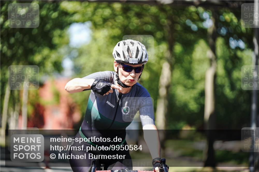 09.08.2026 - GEWOBA Citytriathlon Bremen Michael Burmester http://msf.ph/oto/9950584 09.08.2026 13:12:30 Radfahren 552, 636, 638, 744, 745, 758, 816, 846, 861, 864, 895, 909, 911, 935, 981, 1015, 1019, 1111 meine-sportfotos.de