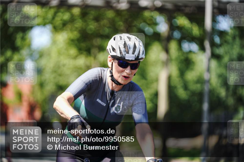 09.08.2026 - GEWOBA Citytriathlon Bremen Michael Burmester http://msf.ph/oto/9950585 09.08.2026 13:12:30 Radfahren 552, 636, 638, 744, 745, 758, 816, 846, 861, 864, 895, 909, 911, 935, 981, 1015, 1019, 1111 meine-sportfotos.de