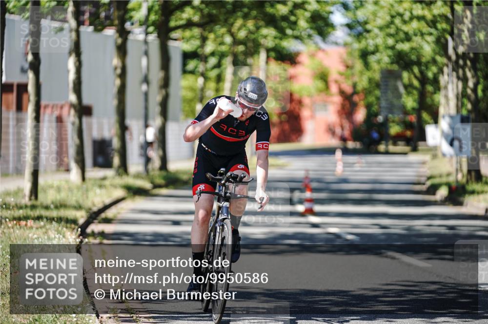 09.08.2026 - GEWOBA Citytriathlon Bremen Michael Burmester http://msf.ph/oto/9950586 09.08.2026 13:12:31 Radfahren 552, 636, 638, 744, 745, 758, 816, 846, 861, 864, 895, 909, 911, 935, 981, 1015, 1019, 1111 meine-sportfotos.de