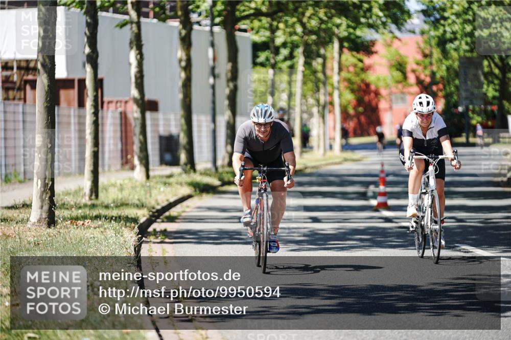 09.08.2026 - GEWOBA Citytriathlon Bremen Michael Burmester http://msf.ph/oto/9950594 09.08.2026 13:12:53 Radfahren 804, 960, 1006, 1138, 1142 meine-sportfotos.de