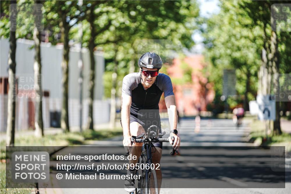 09.08.2026 - GEWOBA Citytriathlon Bremen Michael Burmester http://msf.ph/oto/9950602 09.08.2026 13:13:17 Radfahren 839, 920, 921, 982 meine-sportfotos.de