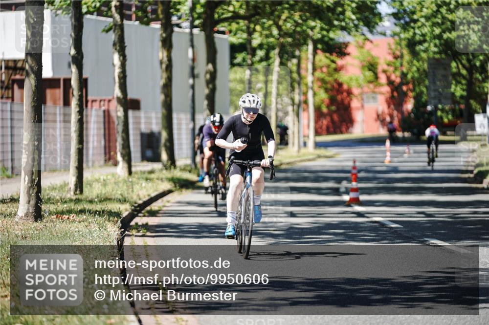 09.08.2026 - GEWOBA Citytriathlon Bremen Michael Burmester http://msf.ph/oto/9950606 09.08.2026 13:13:24 Radfahren 839, 920, 921, 982 meine-sportfotos.de