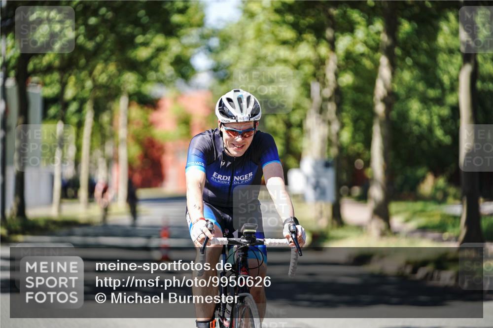 09.08.2026 - GEWOBA Citytriathlon Bremen Michael Burmester http://msf.ph/oto/9950626 09.08.2026 13:13:48 Radfahren 568, 759, 763, 840, 897, 938, 970, 1156 meine-sportfotos.de