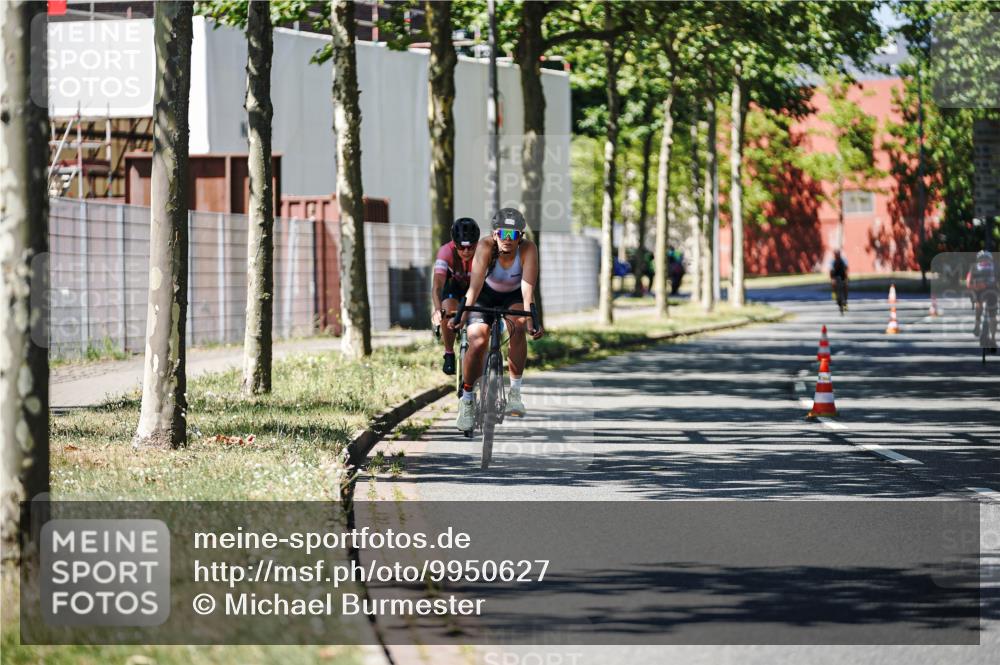 09.08.2026 - GEWOBA Citytriathlon Bremen Michael Burmester http://msf.ph/oto/9950627 09.08.2026 13:13:53 Radfahren 763, 840, 897, 938, 970, 1156 meine-sportfotos.de