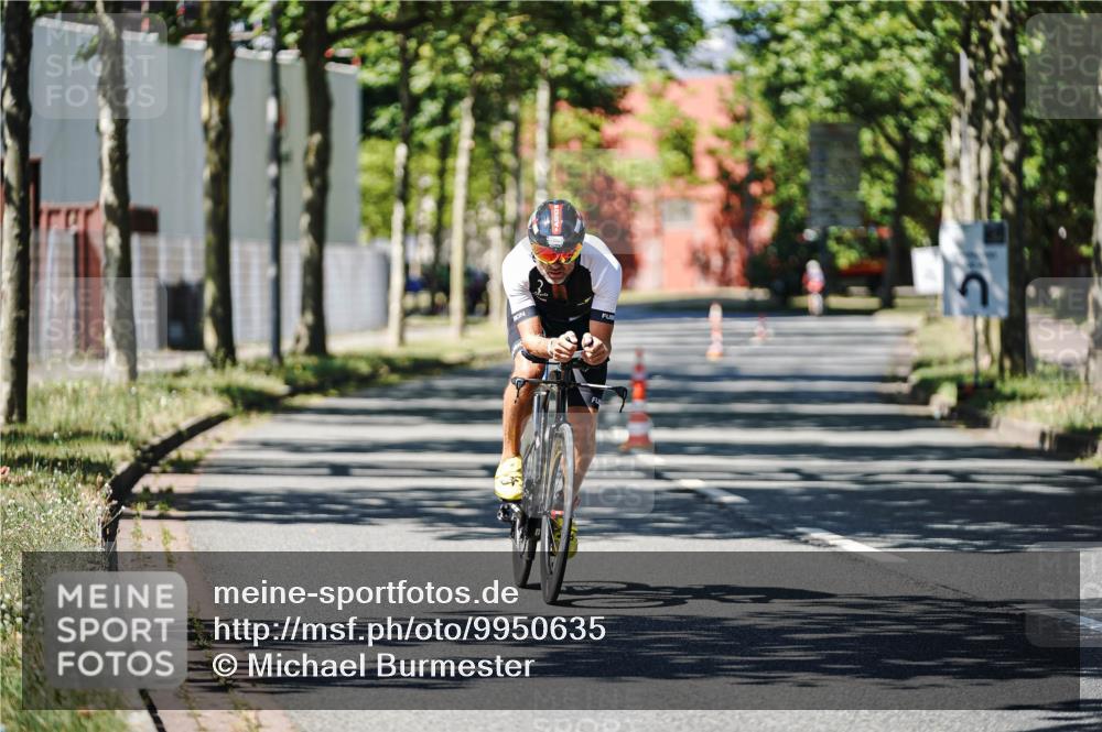 09.08.2026 - GEWOBA Citytriathlon Bremen Michael Burmester http://msf.ph/oto/9950635 09.08.2026 13:14:02 Radfahren 840, 897, 938, 970, 1012 meine-sportfotos.de