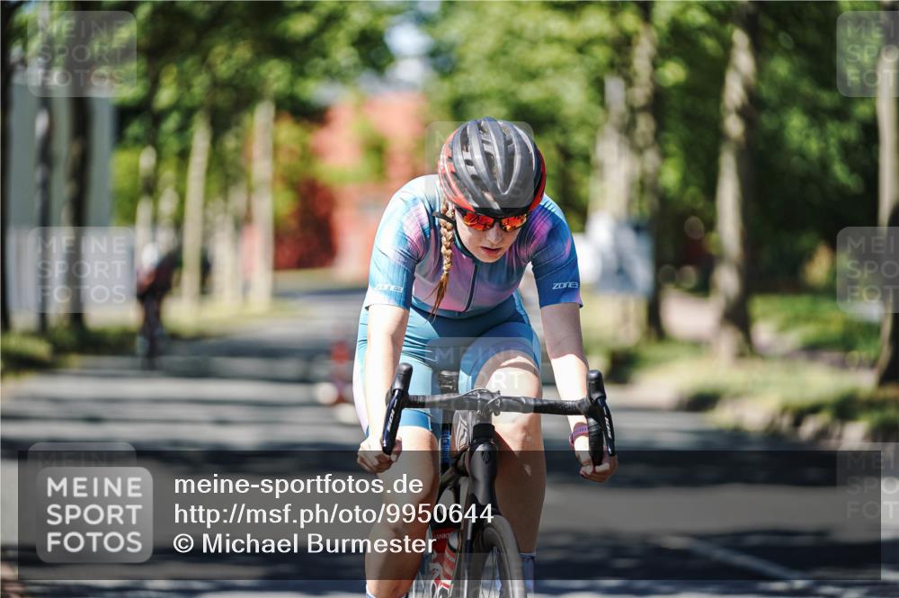 09.08.2026 - GEWOBA Citytriathlon Bremen Michael Burmester http://msf.ph/oto/9950644 09.08.2026 13:14:16 Radfahren 902, 912, 972, 1146, 1147 meine-sportfotos.de