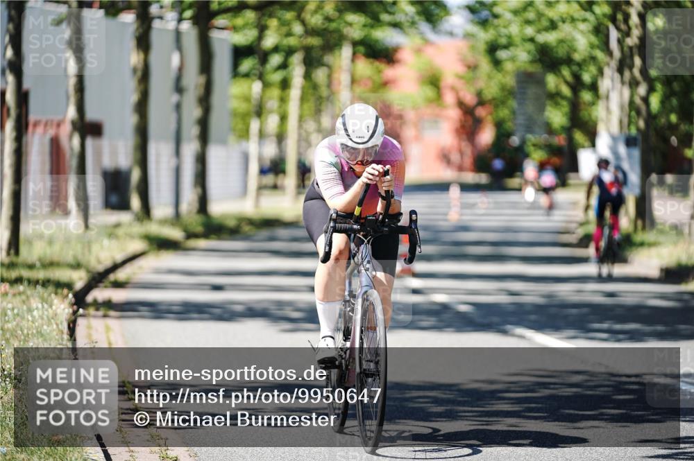 09.08.2026 - GEWOBA Citytriathlon Bremen Michael Burmester http://msf.ph/oto/9950647 09.08.2026 13:14:20 Radfahren 902, 912, 972, 1146, 1147 meine-sportfotos.de