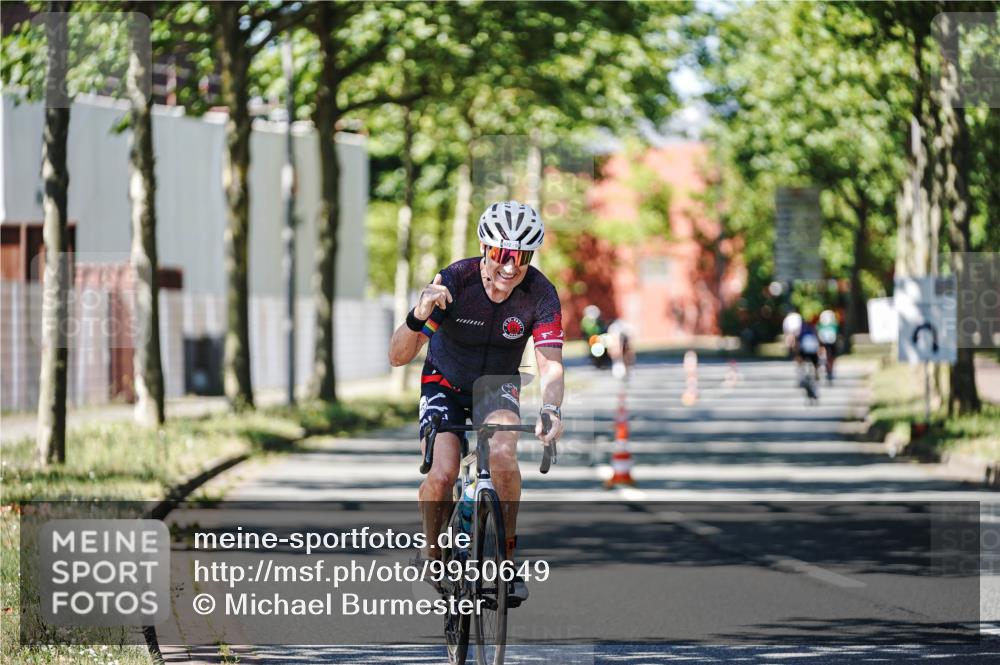 09.08.2026 - GEWOBA Citytriathlon Bremen Michael Burmester http://msf.ph/oto/9950649 09.08.2026 13:14:36 Radfahren 872 meine-sportfotos.de