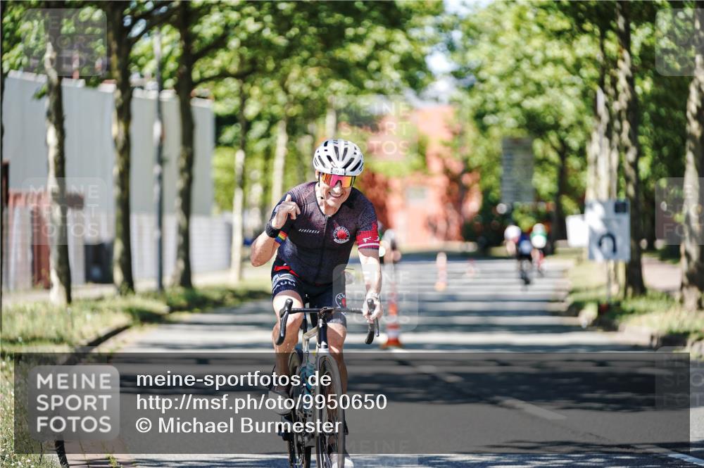 09.08.2026 - GEWOBA Citytriathlon Bremen Michael Burmester http://msf.ph/oto/9950650 09.08.2026 13:14:36 Radfahren 872 meine-sportfotos.de