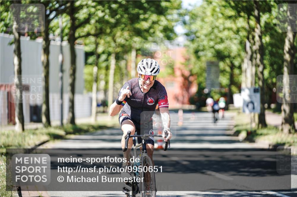 09.08.2026 - GEWOBA Citytriathlon Bremen Michael Burmester http://msf.ph/oto/9950651 09.08.2026 13:14:36 Radfahren 872 meine-sportfotos.de