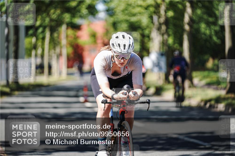 09.08.2026 - GEWOBA Citytriathlon Bremen Michael Burmester http://msf.ph/oto/9950656 09.08.2026 13:14:46 Radfahren 574, 872, 896 meine-sportfotos.de