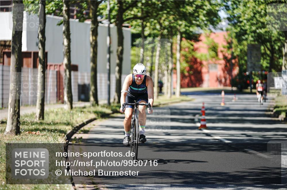 09.08.2026 - GEWOBA Citytriathlon Bremen Michael Burmester http://msf.ph/oto/9950716 09.08.2026 13:16:09 Radfahren 838, 919 meine-sportfotos.de