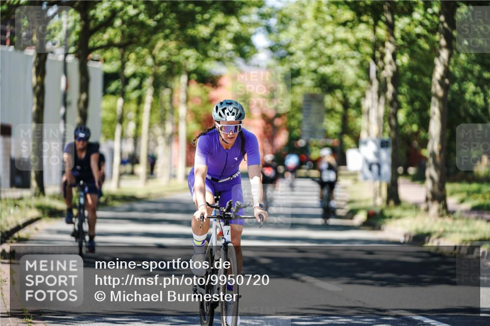 09.08.2026 - GEWOBA Citytriathlon Bremen Michael Burmester http://msf.ph/oto/9950720 09.08.2026 13:16:23 Radfahren 733, 886, 976 meine-sportfotos.de
