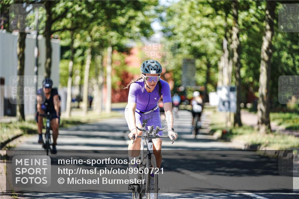 09.08.2026 - GEWOBA Citytriathlon Bremen Michael Burmester http://msf.ph/oto/9950721 09.08.2026 13:16:23 Radfahren 733, 886, 976 meine-sportfotos.de