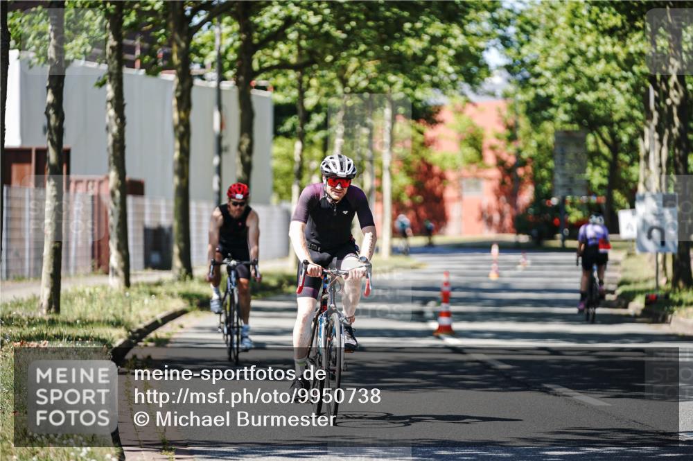 09.08.2026 - GEWOBA Citytriathlon Bremen Michael Burmester http://msf.ph/oto/9950738 09.08.2026 13:16:49 Radfahren 806, 1005 meine-sportfotos.de