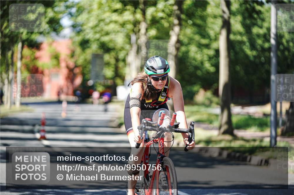 09.08.2026 - GEWOBA Citytriathlon Bremen Michael Burmester http://msf.ph/oto/9950756 09.08.2026 13:17:22 Radfahren 931, 1109 meine-sportfotos.de