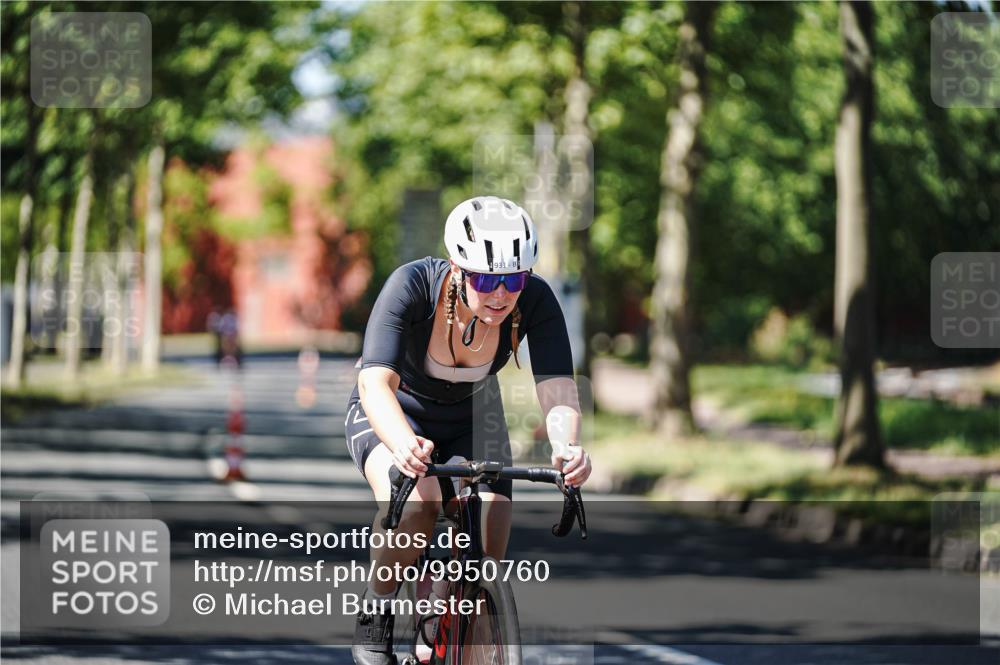09.08.2026 - GEWOBA Citytriathlon Bremen Michael Burmester http://msf.ph/oto/9950760 09.08.2026 13:17:28 Radfahren 930, 931, 1109 meine-sportfotos.de