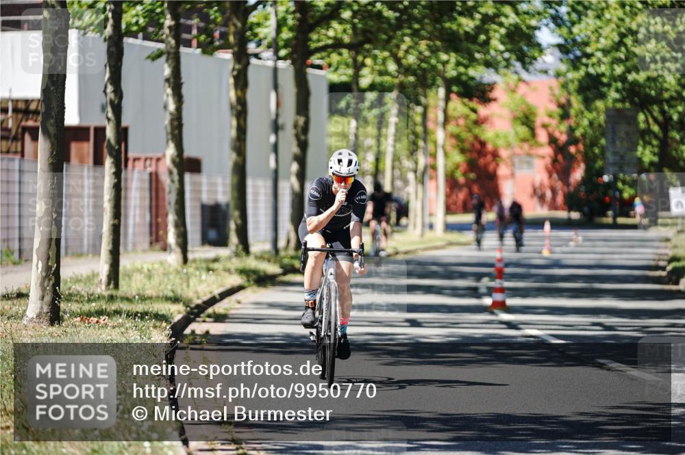 09.08.2026 - GEWOBA Citytriathlon Bremen Michael Burmester http://msf.ph/oto/9950770 09.08.2026 13:17:47 Radfahren 625, 796, 930, 968, 1003, 1132, 1154 meine-sportfotos.de