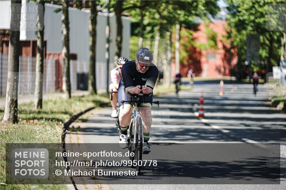 09.08.2026 - GEWOBA Citytriathlon Bremen Michael Burmester http://msf.ph/oto/9950778 09.08.2026 13:17:56 Radfahren 625, 796, 876, 953, 968, 1154 meine-sportfotos.de