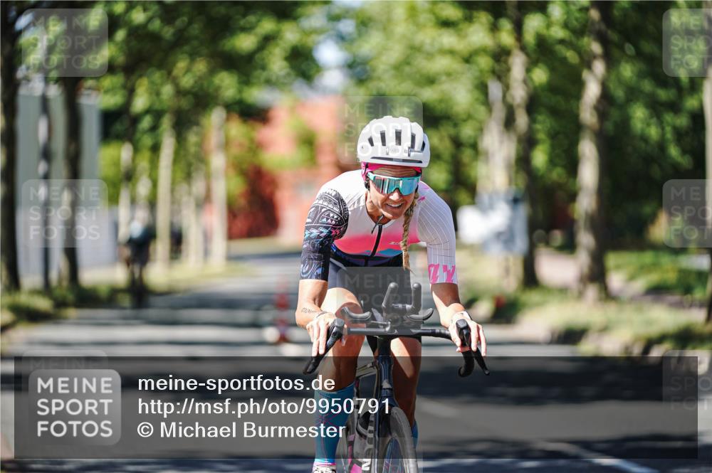 09.08.2026 - GEWOBA Citytriathlon Bremen Michael Burmester http://msf.ph/oto/9950791 09.08.2026 13:18:13 Radfahren 627, 798, 953, 989, 1010 meine-sportfotos.de