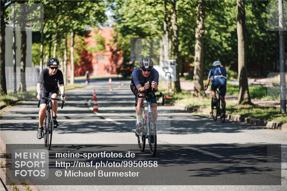 09.08.2026 - GEWOBA Citytriathlon Bremen Michael Burmester http://msf.ph/oto/9950858 09.08.2026 13:20:31 Radfahren 933, 991, 1007 meine-sportfotos.de